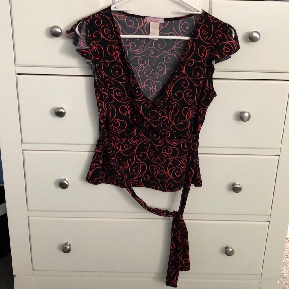 Vol. 1 Petite Tie-back Top with Ruffle Cap Sleeves